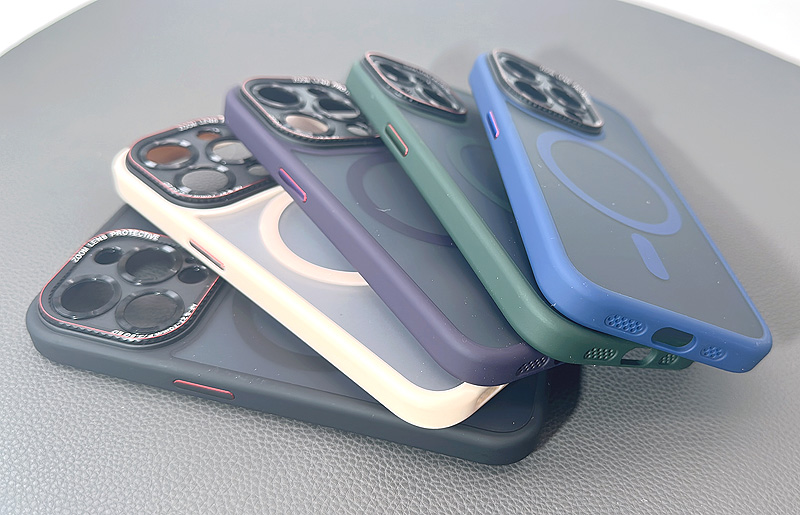 iPhone 16 6.1 Maxguard Matte Rugged magnet case - Image 2